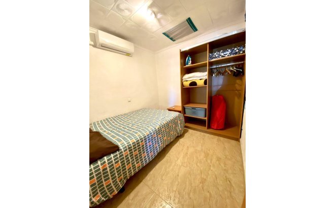 Resale - Town House -
Torrevieja - La Siesta - El Salado - Torreta