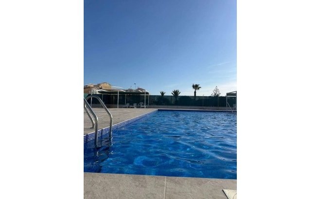 Resale - Town House -
Torrevieja - La Siesta - El Salado - Torreta