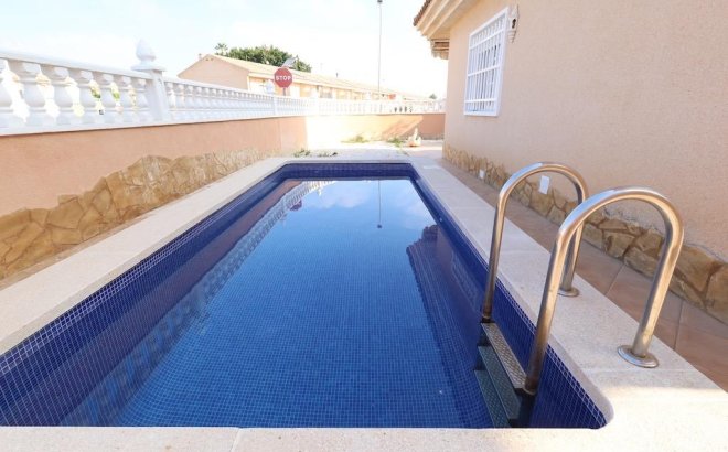 Revente - Villa -
Torrevieja - Costa Blanca