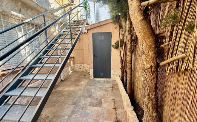 Resale - Town House -
Torrevieja - Carrefour