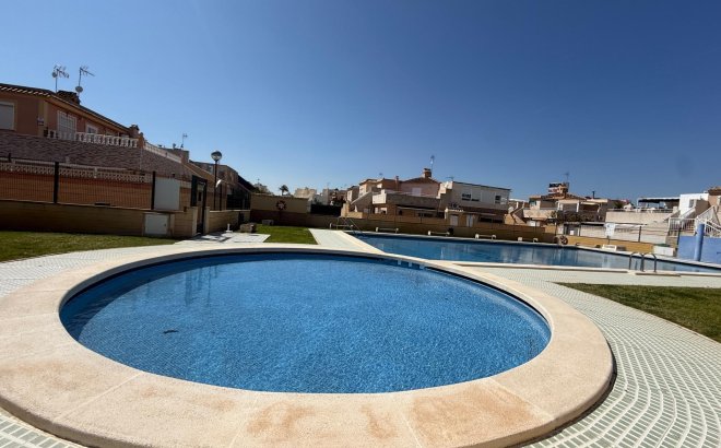 Resale - Town House -
Torrevieja - Carrefour