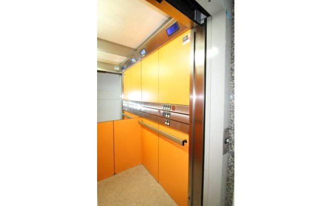 Resale - Apartment -
Torrevieja - Centro