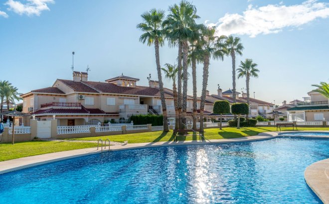 Resale - Dúplex -
Orihuela Costa - Playa Flamenca