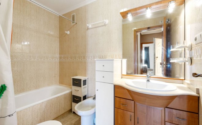 Resale - Dúplex -
Orihuela Costa - Playa Flamenca