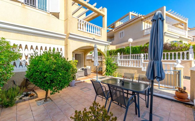 Resale - Dúplex -
Orihuela Costa - Playa Flamenca