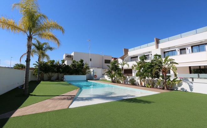 Resale - Penthouse -
Pilar de la Horadada - Costa Blanca