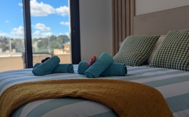 Revente - Penthouse -
Villamartin - Costa Blanca