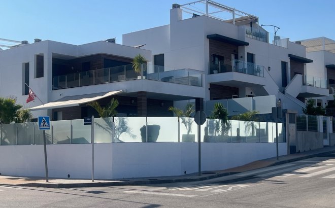 Resale - Villa -
Los Montesinos - Costa Blanca