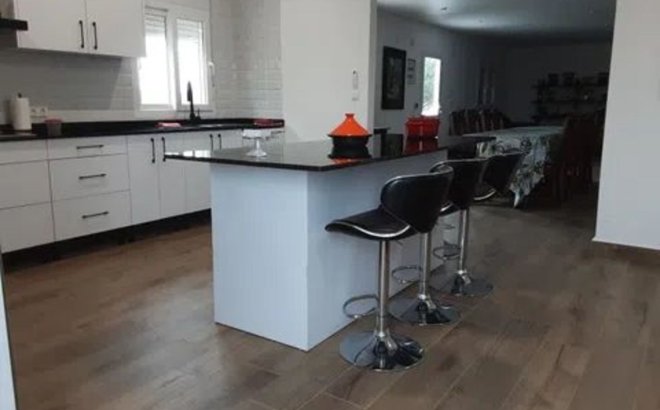 Resale - Villa -
San Miguel de Salinas - Inland