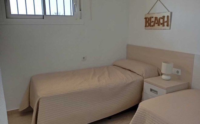 Revente - Appartement -
Mil Palmeras - Costa Blanca