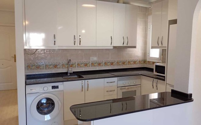 Revente - Appartement -
Villamartin - Costa Blanca