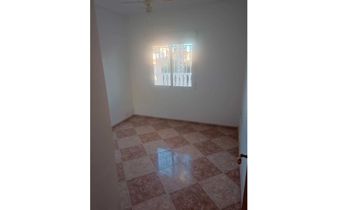 Resale - Villa -
Los Altos - Costa Blanca