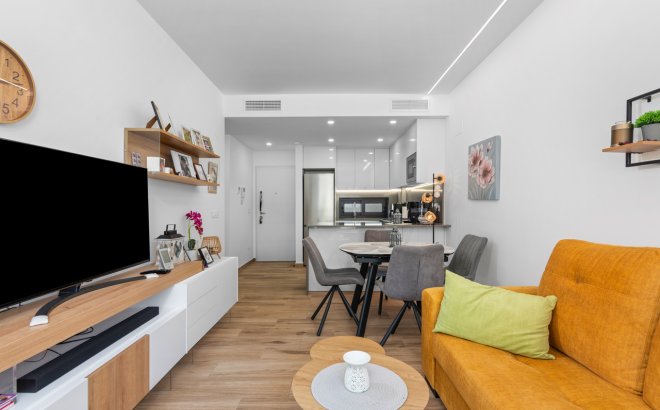 Revente - Appartement -
Villamartin - Costa Blanca