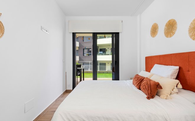 Revente - Appartement -
Villamartin - Costa Blanca