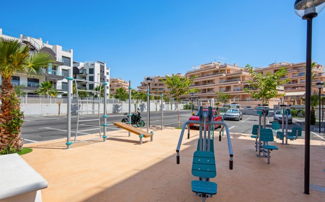 Revente - Appartement -
Villamartin - Costa Blanca