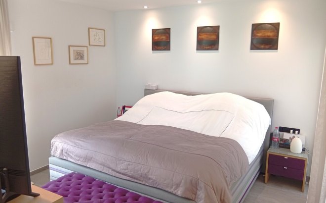 Resale - Villa -
La Finca Golf Resort - Inland