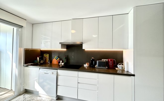 Resale - Apartment -
Punta Prima - Costa Blanca