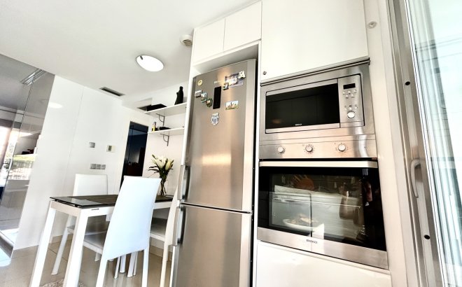 Resale - Apartment -
Punta Prima - Costa Blanca