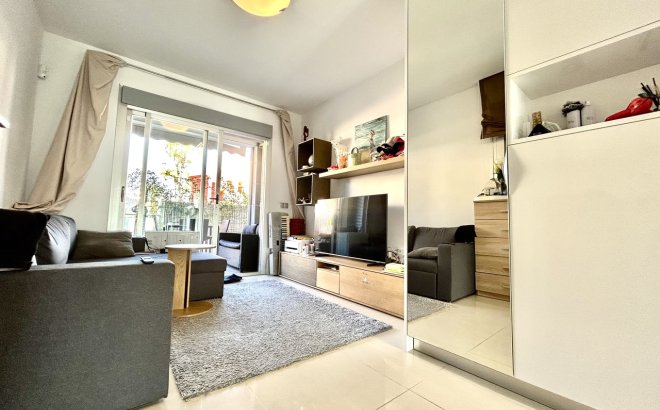 Resale - Apartment -
Punta Prima - Costa Blanca