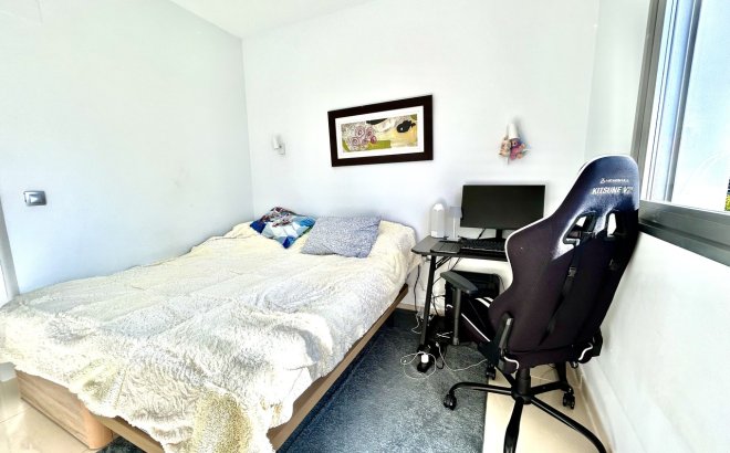 Resale - Apartment -
Punta Prima - Costa Blanca