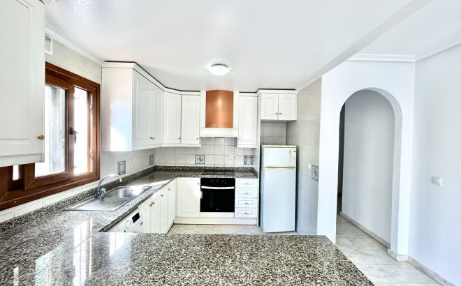 Herverkoop - Appartement -
Villamartin - Costa Blanca