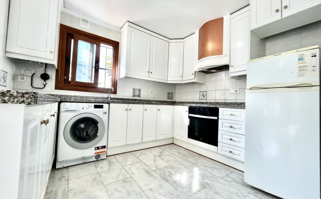 Herverkoop - Appartement -
Villamartin - Costa Blanca