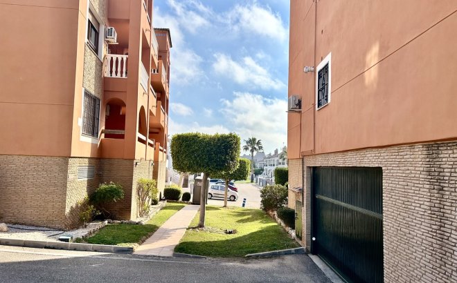 Herverkoop - Appartement -
Villamartin - Costa Blanca