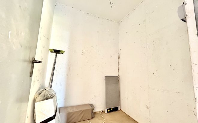 Revente - Appartement -
Villamartin - Costa Blanca