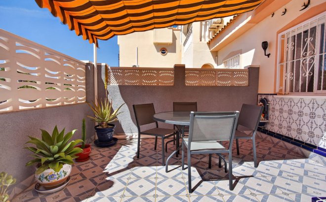 Revente - Appartement -
Orihuela Costa - Costa Blanca