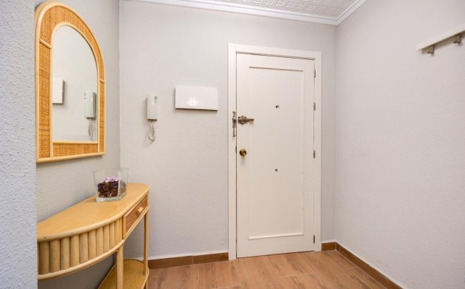 Revente - Appartement -
Torrevieja - Acequion