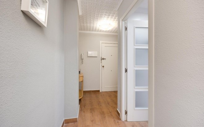 Revente - Appartement -
Torrevieja - Acequion