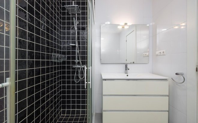 Revente - Appartement -
Torrevieja - Acequion