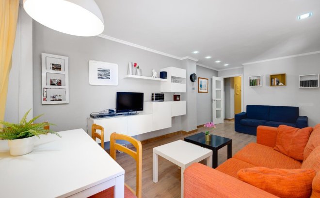 Revente - Appartement -
Torrevieja - Acequion