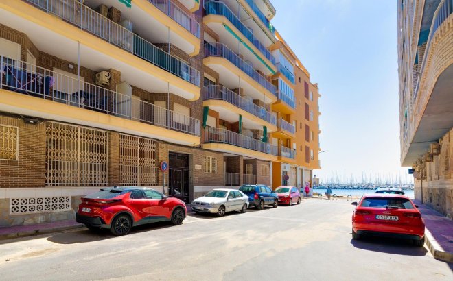 Revente - Appartement -
Torrevieja - Acequion