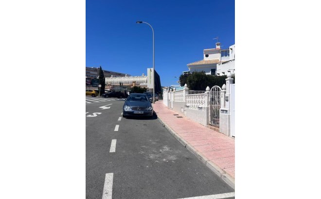 Revente - Dúplex -
Torrevieja - Torreblanca