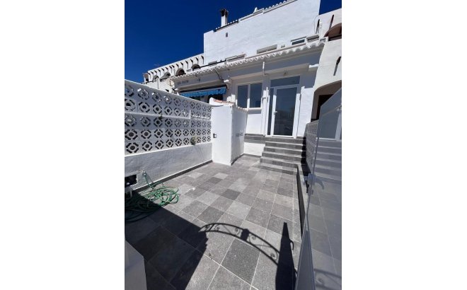 Revente - Dúplex -
Torrevieja - Torreblanca