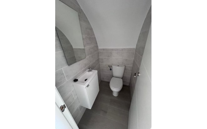 Revente - Dúplex -
Torrevieja - Torreblanca