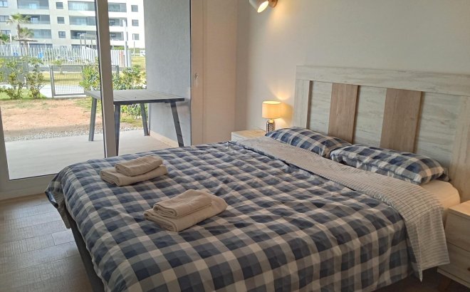 Revente - Appartement -
Torrevieja - Punta Prima