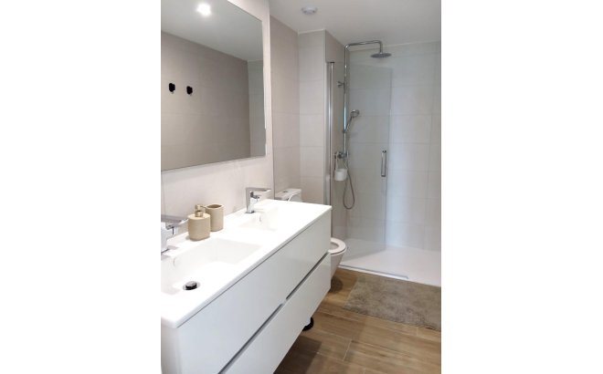 Revente - Appartement -
Torrevieja - Punta Prima