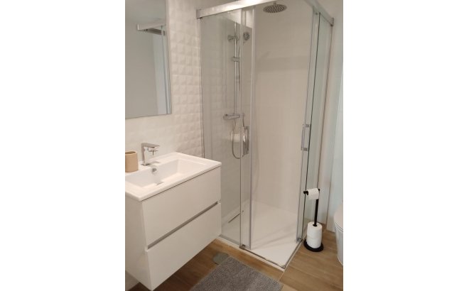 Revente - Appartement -
Torrevieja - Punta Prima