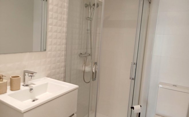 Revente - Appartement -
Torrevieja - Punta Prima