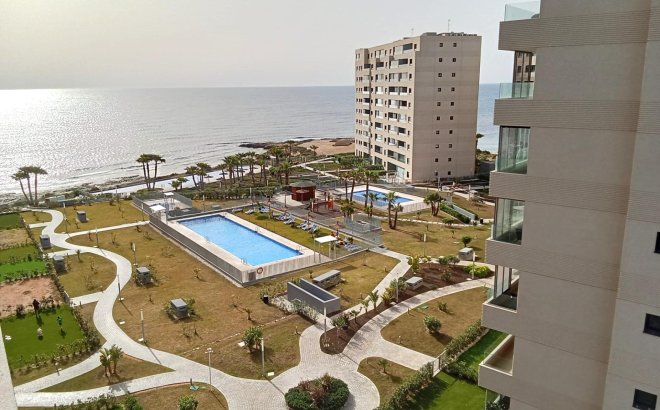 Revente - Appartement -
Torrevieja - Punta Prima