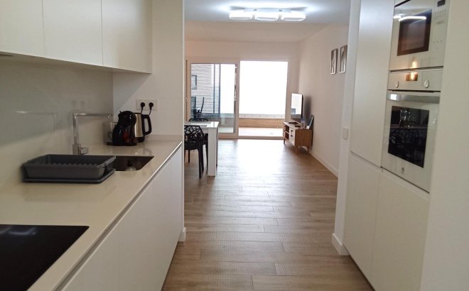 Revente - Appartement -
Torrevieja - Punta Prima