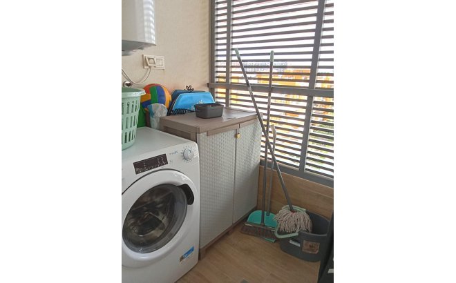 Revente - Appartement -
Torrevieja - Punta Prima