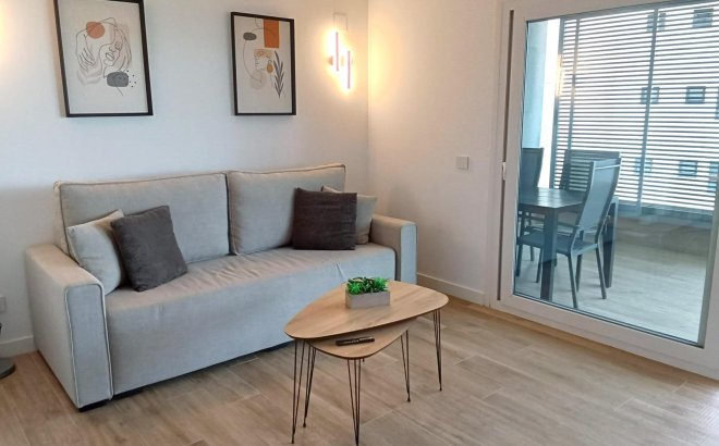 Revente - Appartement -
Torrevieja - Punta Prima