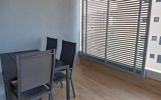 Revente - Appartement -
Torrevieja - Punta Prima