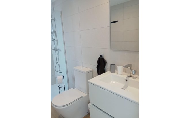 Revente - Appartement -
Torrevieja - Punta Prima