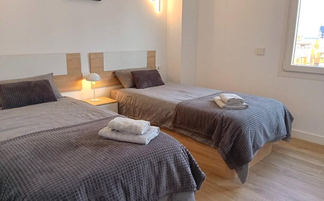 Revente - Appartement -
Torrevieja - Punta Prima