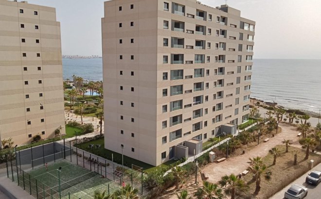 Revente - Appartement -
Torrevieja - Punta Prima