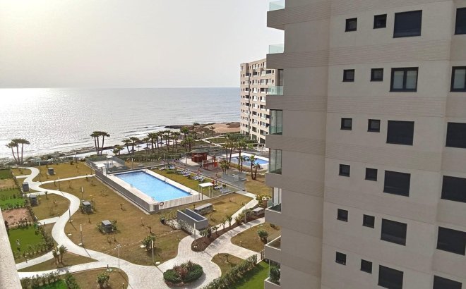 Revente - Appartement -
Torrevieja - Punta Prima